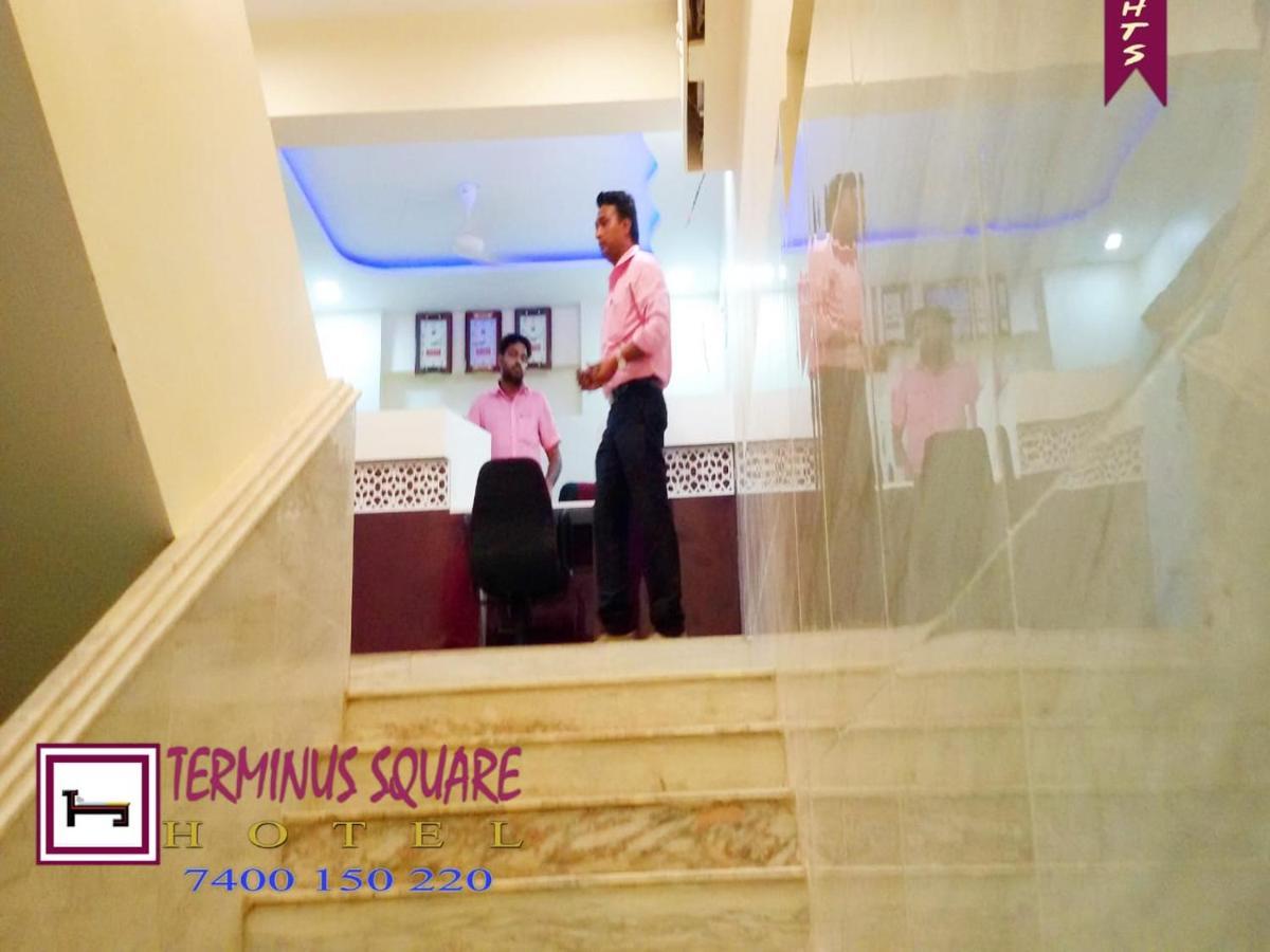 Terminus Square Hotell Kurla Exteriör bild