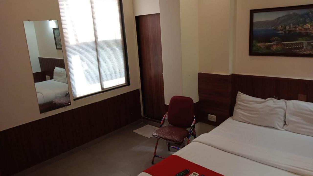 Terminus Square Hotell Kurla Exteriör bild